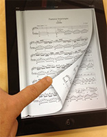 iOS付属の電子書籍リーダー『iBooks』でEPUB形式の楽譜を表示したところ